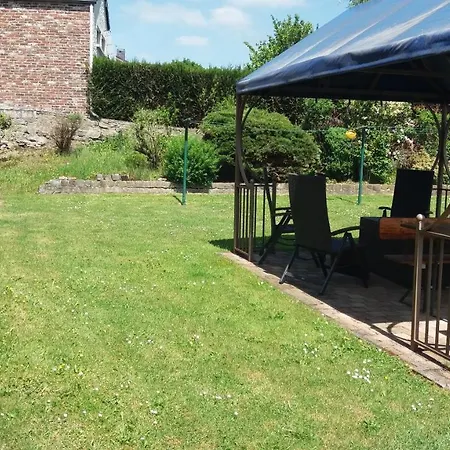 Chez Francoise Et Jean روشفورت